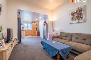 23 Law Street, Caversham