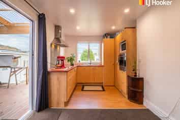 23 Law Street, Caversham