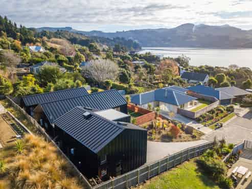 22 Clearwater Street, Broad Bay