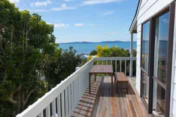 11 Aurora Avenue, Snells Beach