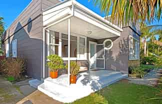 20 Dickson Street, Outer Kaiti