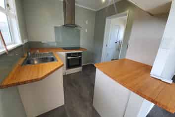 12B Malone Road, Waterloo