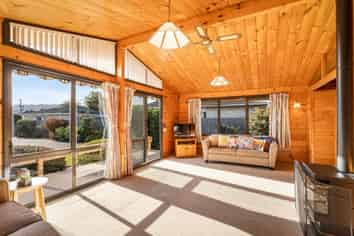 27A Miro Street, Trentham