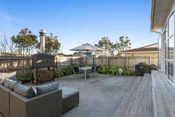 25a Tukapa Street, Westown