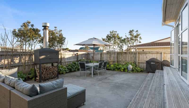 25a Tukapa Street, Westown