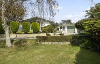 7 Moa Road, Raumati Beach