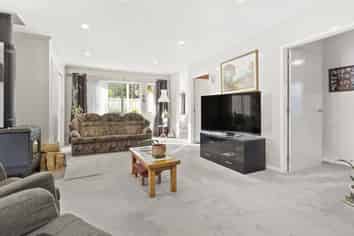 20 Sandown Avenue, Himatangi Beach