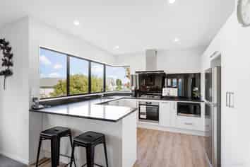 13 Tisdall Crescent, Saint Johns