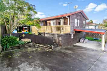 15a Gill Avenue, Te Atatu Peninsula