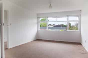 1/17 Ashwell street, Saint Heliers