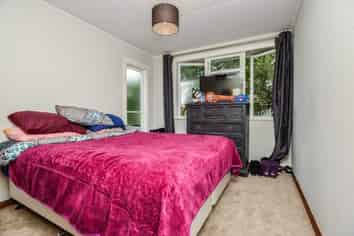 33 Coates Crescent, Panmure