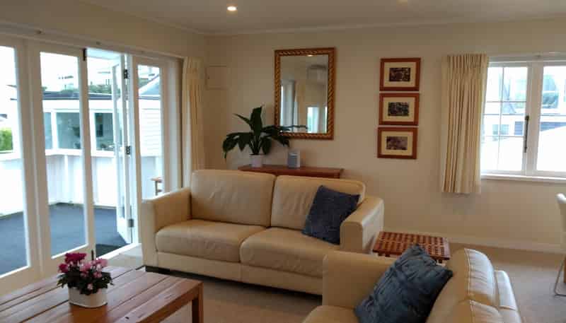 2/5C Church Street, Devonport