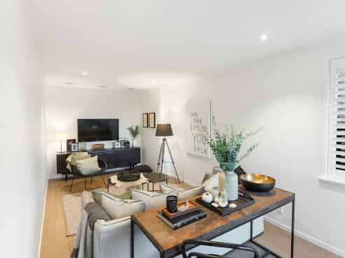 Auckland - Address withheld