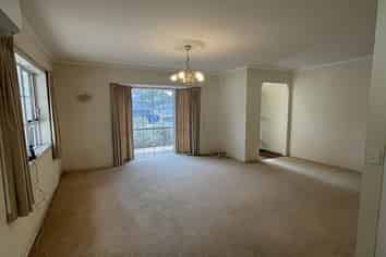 84 Granville Drive, Massey