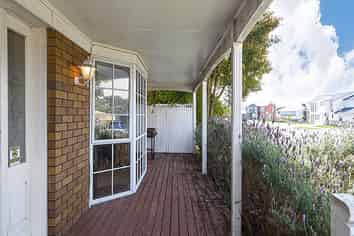 84 Granville Drive, Massey