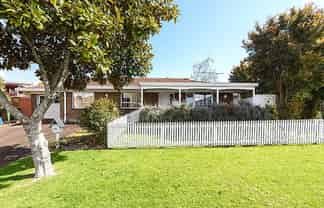 84 Granville Drive, Massey