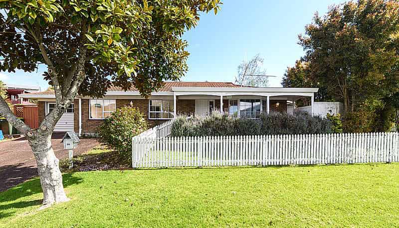 84 Granville Drive, Massey