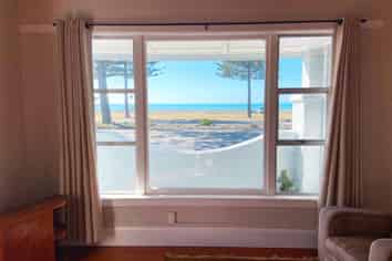 597 Marine Parade, Napier South