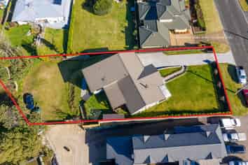 55 Tui Street, Hilltop