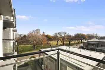 27/12 Latimer Square, Christchurch Central