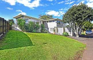 4 McDonald Crescent, Mount Wellington