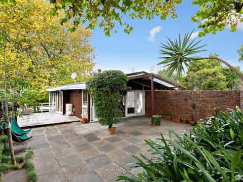 16 Chatfield Place, Remuera