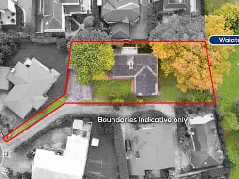 16 Chatfield Place, Remuera