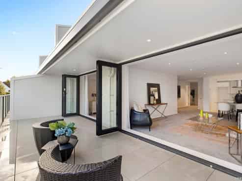 4/8 Rugby Road, Birkenhead