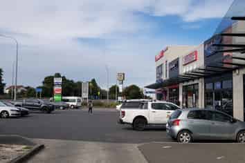 Cafe/Restaurant site with views