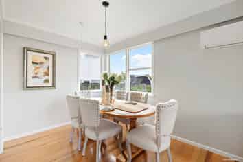 1/8 Varlene Terrace, Forrest Hill