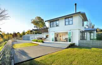 16 Massey Road, Mangapapa