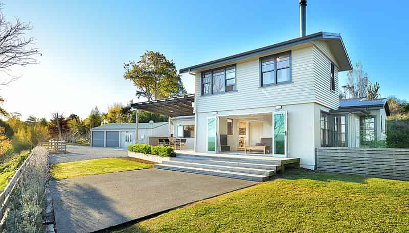 16 Massey Road, Mangapapa