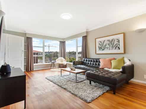 5 Rangitiki Crescent, Lynfield