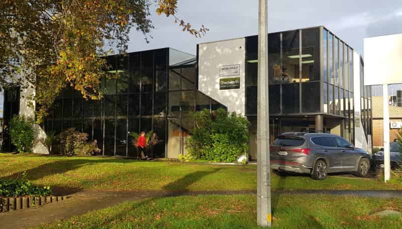 1110 Victoria Street, 