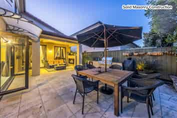 25 Bridgefield Crescent, Flat Bush