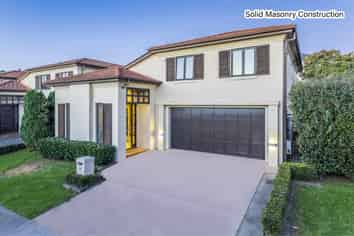 25 Bridgefield Crescent, Flat Bush