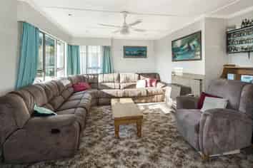 84 Wilkie Crescent, Naenae