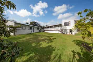 55 Barrys Road, Glendene