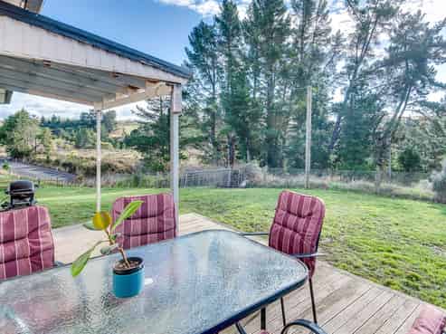 1383 Kereru Road, Maraekakaho