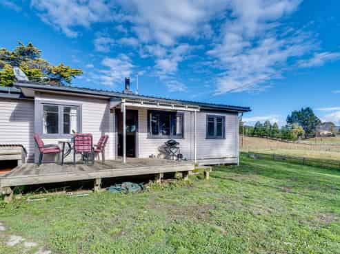 1383 Kereru Road, Maraekakaho