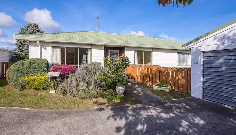 33 Rosewood Place, Paraparaumu