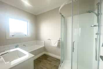 11 Orlando Street, Stratford