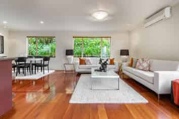 3/19 King Edward Parade, Devonport