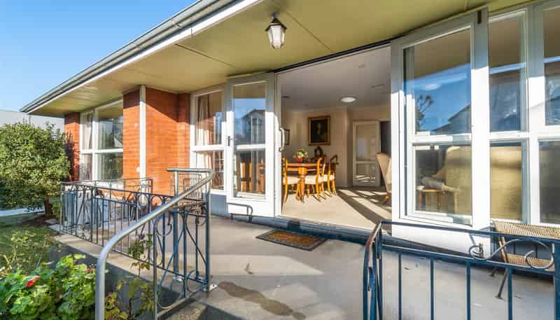 2/44 Wairarapa Terrace, Fendalton