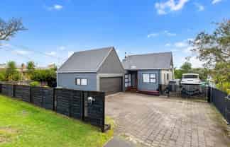 84 Houchens Road, Glenview