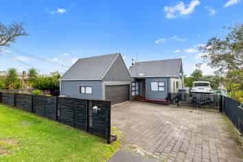 84 Houchens Road, Glenview