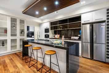 21 Bintulu Place, Albany