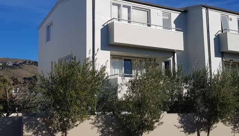 4/6 Burgess Street, Sumner