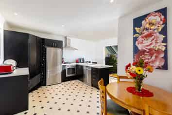 37 Blighs Road, Strowan