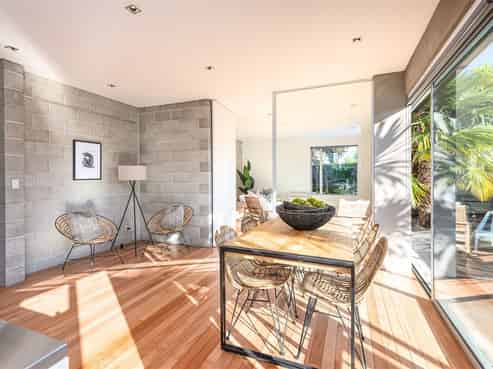 8 Millbank Lane, Merivale